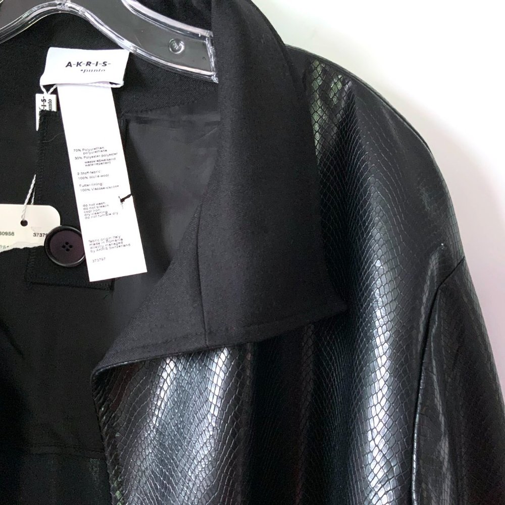 NWT Akris Punto Black Faux Snakeskin High Collar Jacket Sz 10 - Picture 15 of 16